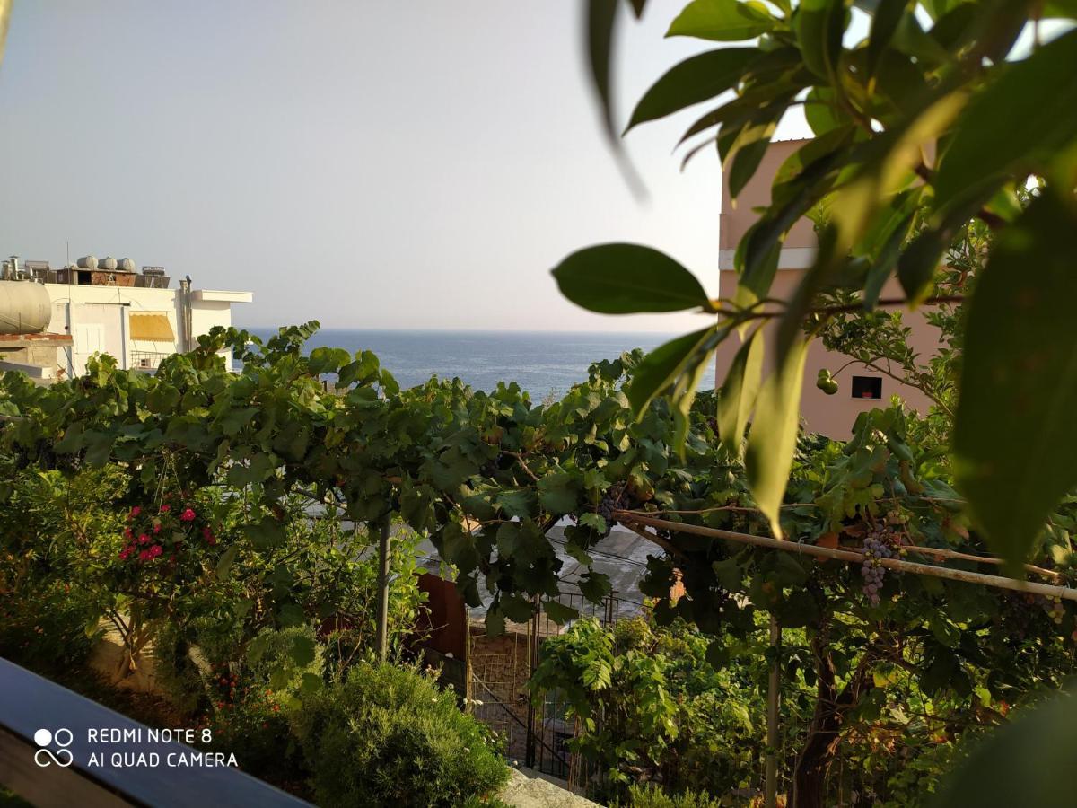 Brb Rooms Himare Exterior photo