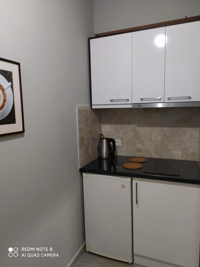 Brb Rooms Himare Exterior photo