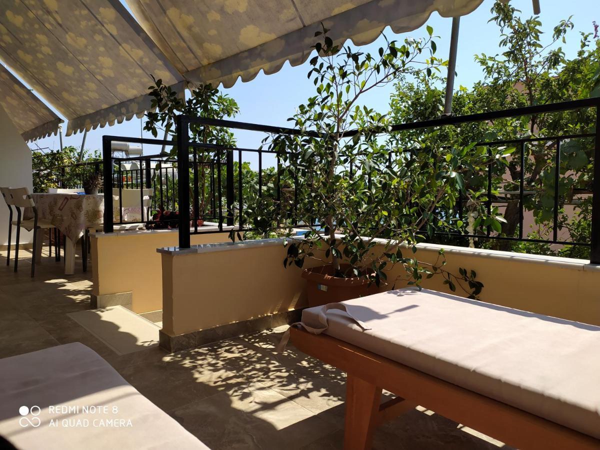 Brb Rooms Himare Exterior photo