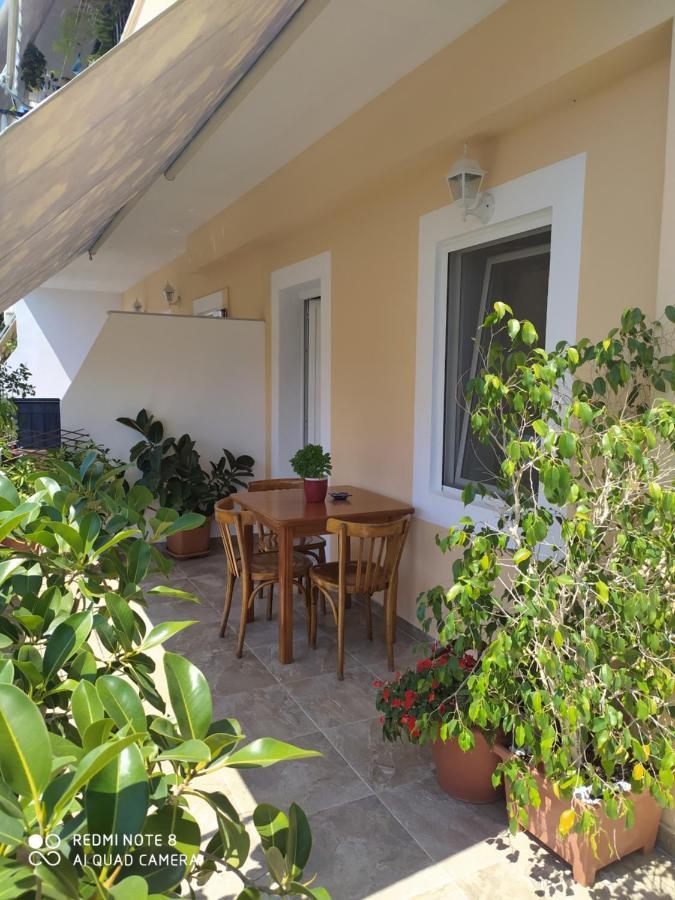 Brb Rooms Himare Exterior photo