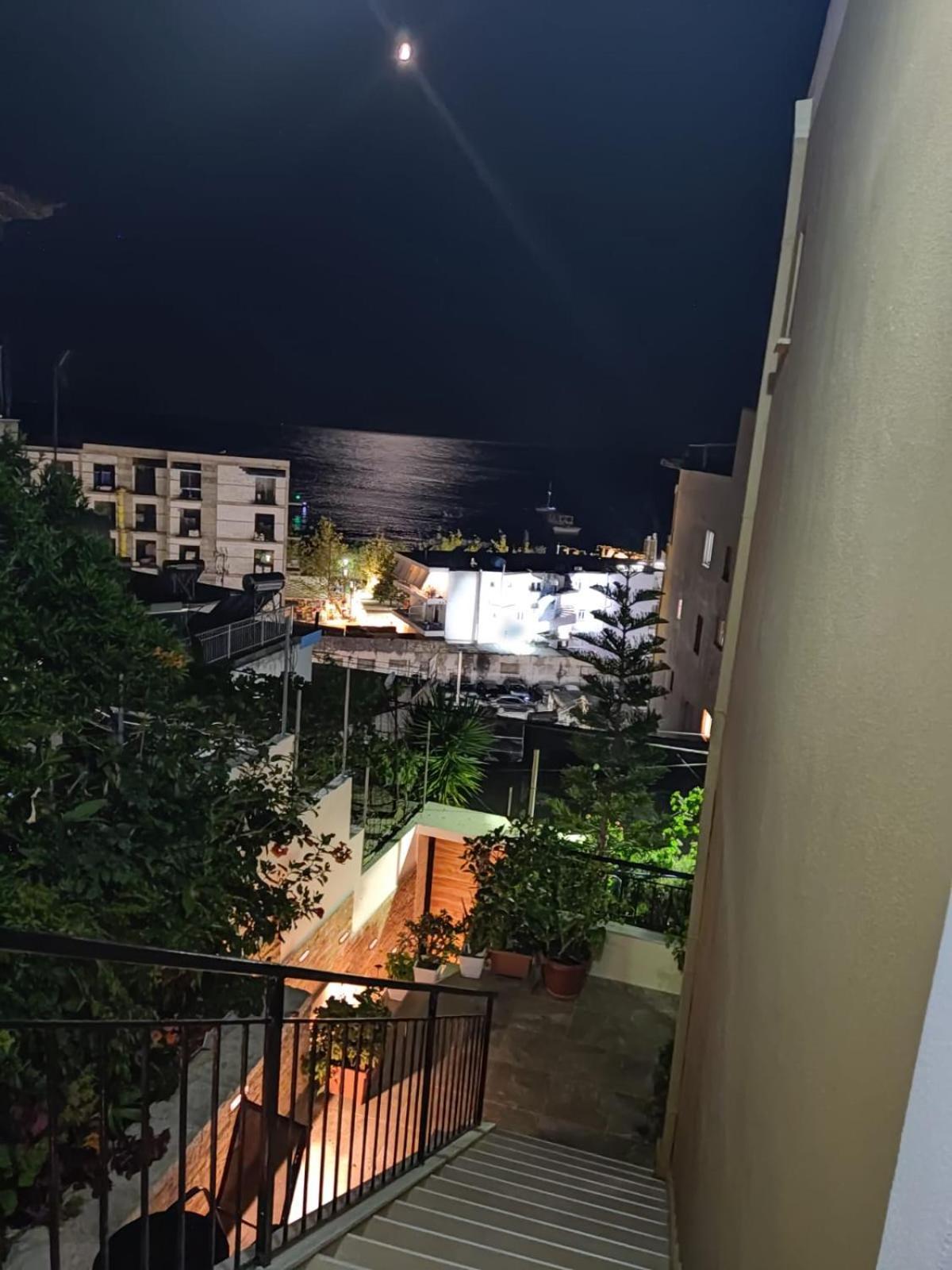 Brb Rooms Himare Exterior photo