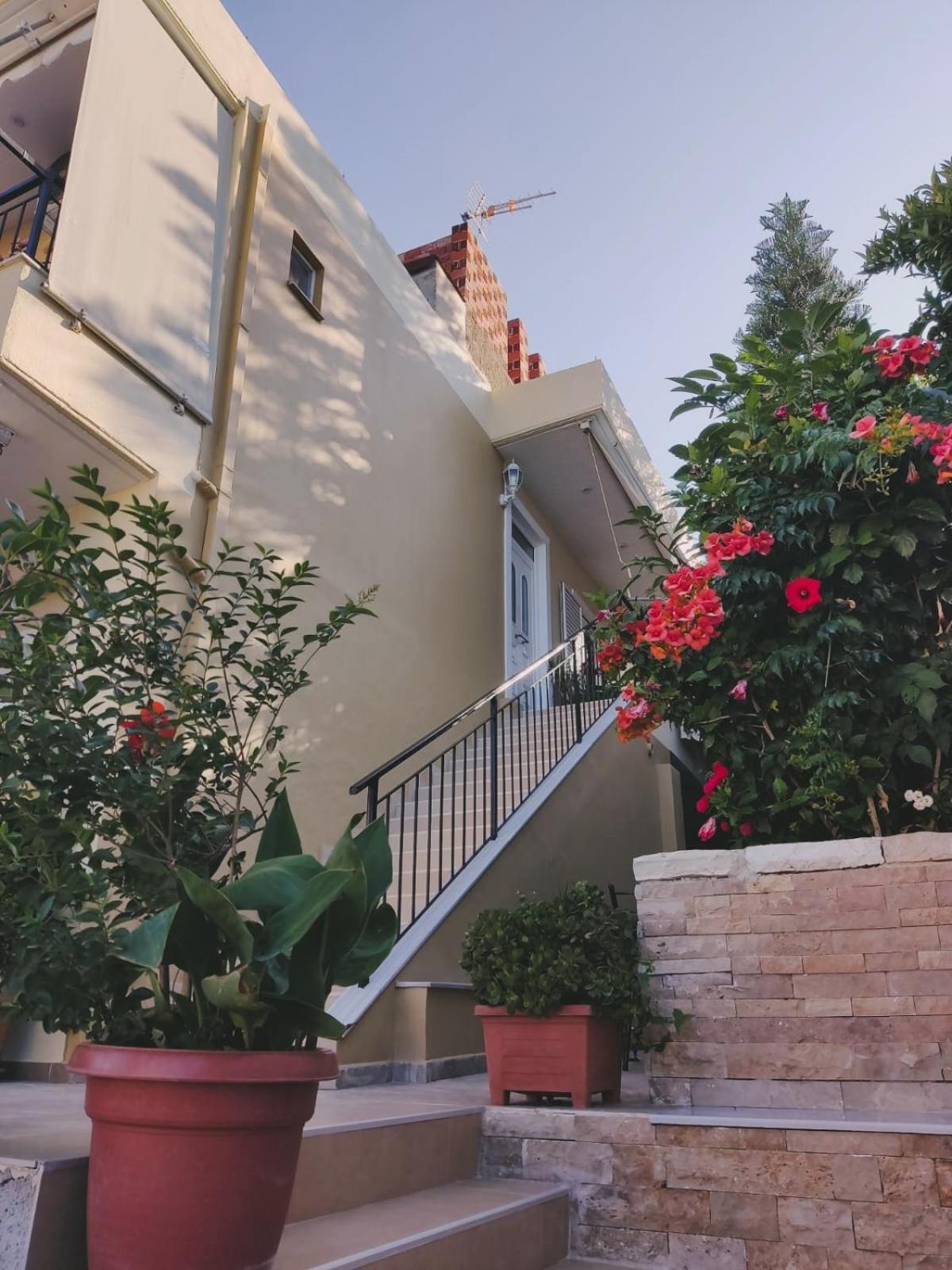 Brb Rooms Himare Exterior photo